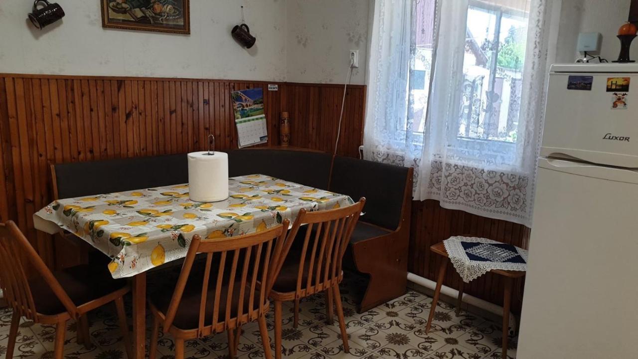 Ilona Apartmanok Balatonboglár エクステリア 写真