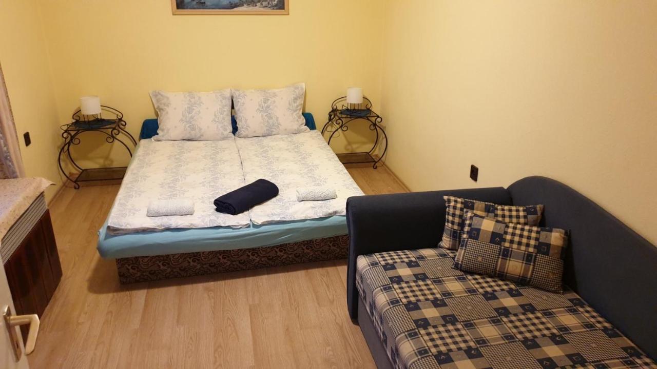Ilona Apartmanok Balatonboglár エクステリア 写真